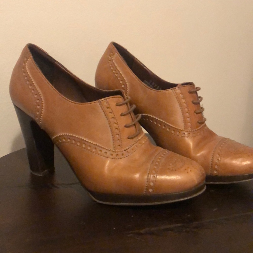 Oxford jcrew heeled bootie brown gently used 7.5